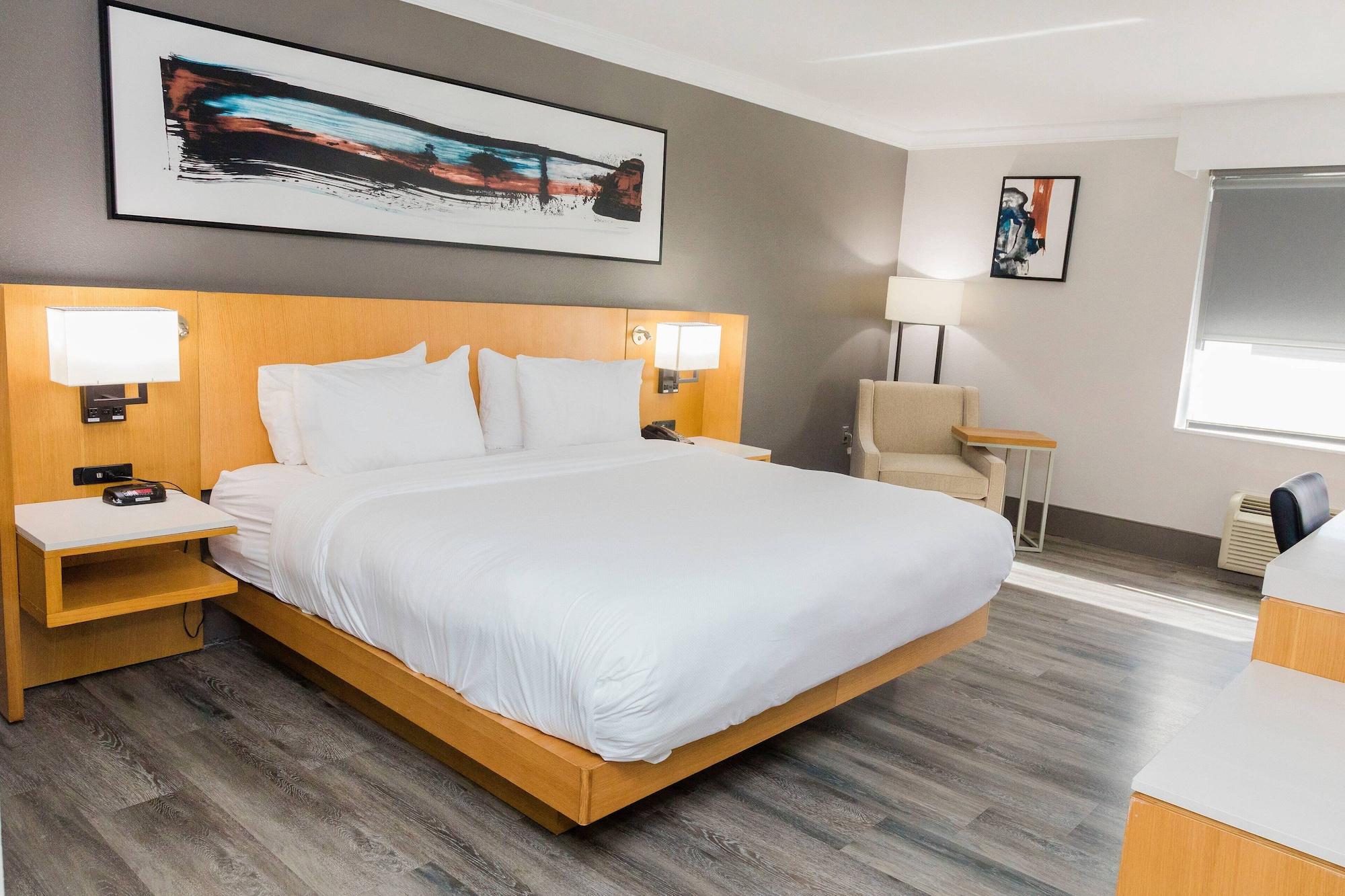 Delta Hotels By Marriott Columbia Northeast Экстерьер фото