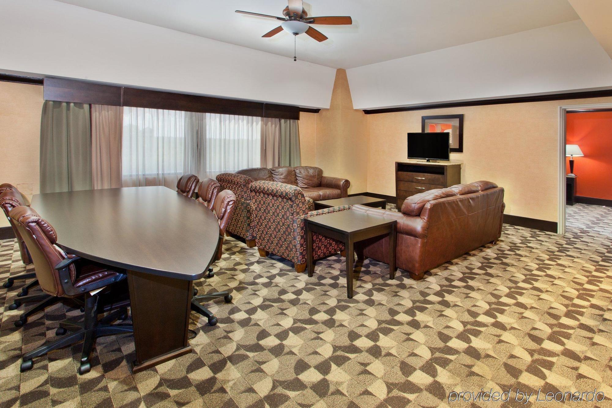 Delta Hotels By Marriott Columbia Northeast Экстерьер фото