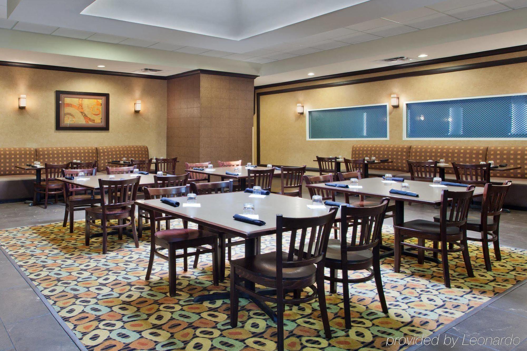 Delta Hotels By Marriott Columbia Northeast Экстерьер фото