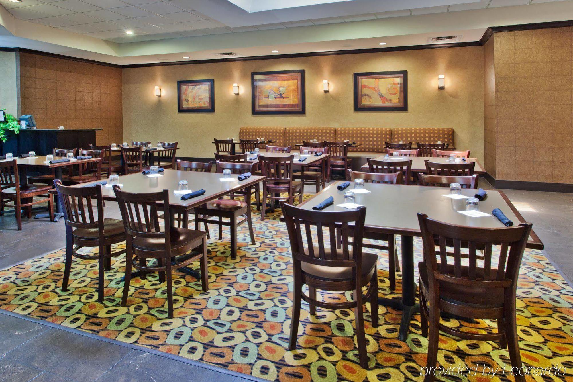 Delta Hotels By Marriott Columbia Northeast Экстерьер фото